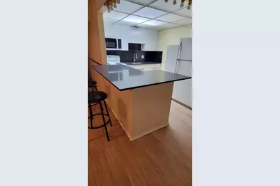 151 SW 135th Terrace #203T, Hollywood, FL 33027 - Photo 4