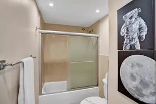 4001 S Ocean Dr, Hollywood, FL 33019 - Photo 28