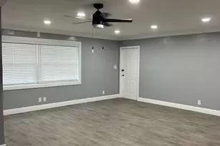 401 SW 73rd Ave, North Lauderdale, FL 33068 - Photo 2