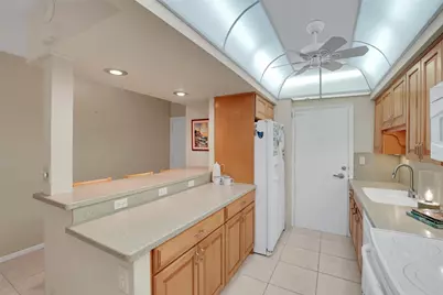 3200 NE 36th Street #319, Fort Lauderdale, FL 33308 - Photo 6