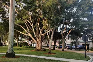 4070 Palmetto Trail, Weston, FL 33331 - Photo 22