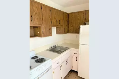 1500 SW 5th Place #E, Fort Lauderdale, FL 33312 - Photo 4