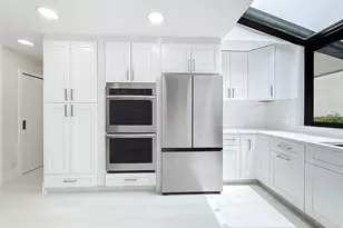 5100 Pineview Cir, Delray Beach, FL 33445 - Photo 18