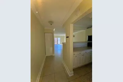 8512 Old Country Manor #231, Davie, FL 33328 - Photo 2