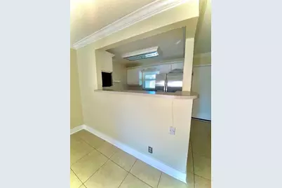 8512 Old Country Manor #231, Davie, FL 33328 - Photo 4