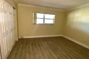 8512 Old Country Manor, Davie, FL 33328 - Photo 6