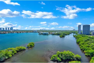 17111 Biscayne Boulevard #1702, North Miami Beach, FL 33160 - Photo 28