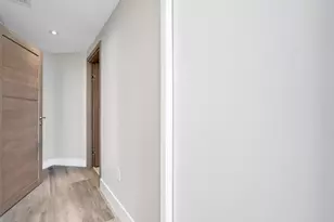 17111 Biscayne Blvd, North Miami Beach, FL 33160 - Photo 16