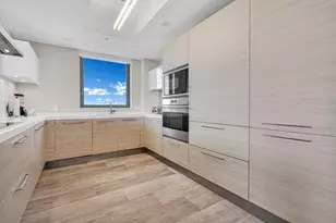 17111 Biscayne Blvd, North Miami Beach, FL 33160 - Photo 24