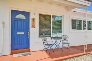 810 SW 26th Ct, Fort Lauderdale, FL 33315 - Photo 2