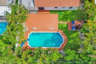 810 SW 26th Ct, Fort Lauderdale, FL 33315 - Photo 36