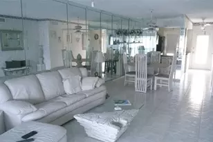 460 Paradise Isle Blvd, Hallandale Beach, FL 33009 - Photo 4