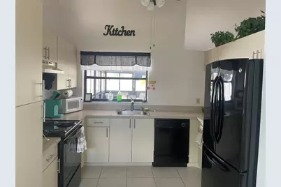 5675 Northpointe Lane, Boynton Beach, FL 33437 - Photo 4