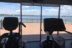 109 Lake Emerald Dr, Oakland Park, FL 33309 - Photo 16