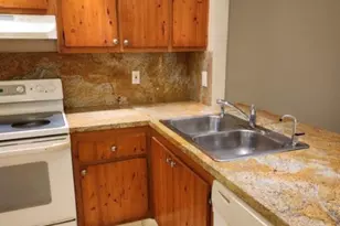 109 Lake Emerald Dr, Oakland Park, FL 33309 - Photo 4