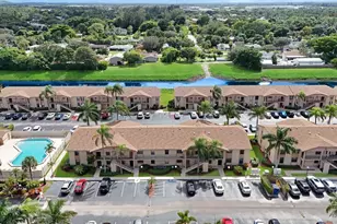 9466 Boca Cove Cir, Boca Raton, FL 33428 - Photo 2