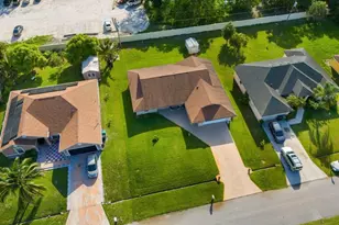 886 S E O'Donnell Ln, Port Saint Lucie, FL 34983 - Photo 48