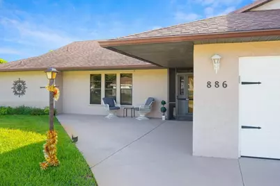 886 S E O'Donnell Lane, Port Saint Lucie, FL 34983 - Photo 6