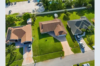 886 S E O'Donnell Lane, Port Saint Lucie, FL 34983 - Photo 48
