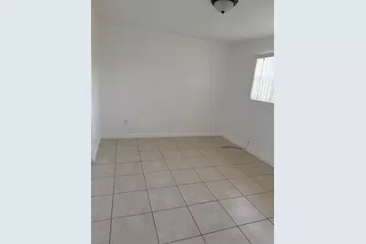 750 NW 56th Street #17, Miami, FL 33127 - Photo 8