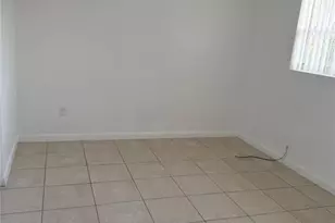 750 NW 56th St, Miami, FL 33127 - Photo 8