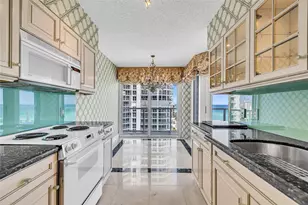 16445 Collins Ave, Sunny Isles Beach, FL 33160 - Photo 4