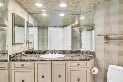 16445 Collins Avenue #1026, North Miami Beach, FL 33160 - Photo 12