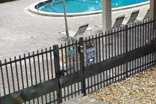 9 NE 19th Ct, Wilton Manors, FL 33305 - Photo 2