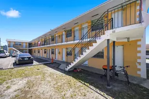 750 NW 56th St, Miami, FL 33127 - Photo 14