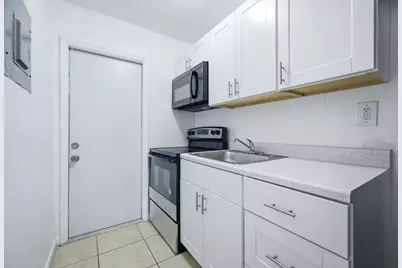 750 NW 56th Street #17, Miami, FL 33127 - Photo 4