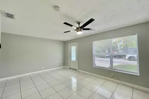 100 NE 12th St, Fort Lauderdale, FL 33304 - Photo 16