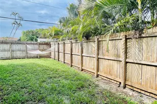 100 NE 12th St, Fort Lauderdale, FL 33304 - Photo 24