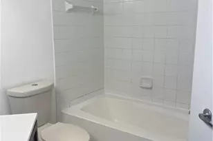 9640 NW 2nd St, Hollywood, FL 33024 - Photo 22