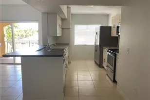 9640 NW 2nd St, Hollywood, FL 33024 - Photo 12