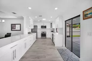 1288 NW 112th Way, Coral Springs, FL 33071 - Photo 12