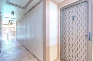 10675 W Clairmont Cir, Fort Lauderdale, FL 33321 - Photo 20