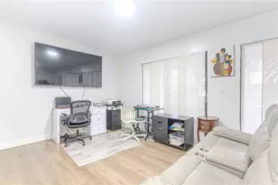 10675 W Clairmont Cir, Fort Lauderdale, FL 33321 - Photo 6