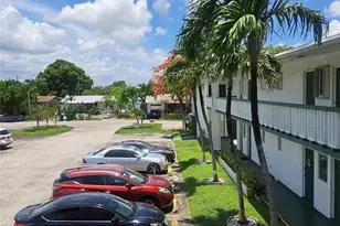 6730 Arbor Dr, Miramar, FL 33023 - Photo 2