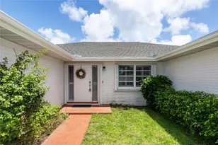 10821 Greentrail Dr, Boynton Beach, FL 33436 - Photo 2