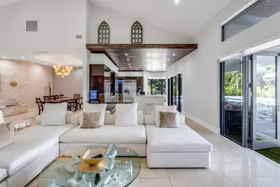 6901 Holatee Trail, Fort Lauderdale, FL 33330 - Photo 12