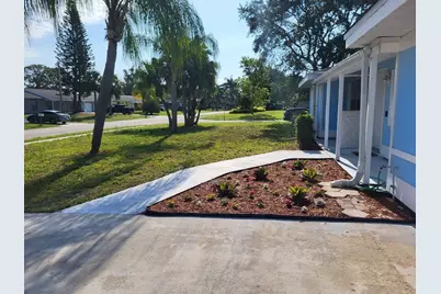 702 SW Belmont Circle, Port Saint Lucie, FL 34953 - Photo 18