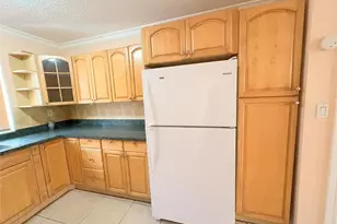 2760 W 62nd Pl, Hialeah, FL 33016 - Photo 6