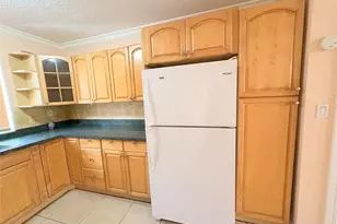 2760 W 62nd Pl, Hialeah, FL 33016 - Photo 6