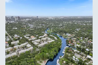 401 SW 14th Avenue, Fort Lauderdale, FL 33312 - Photo 16