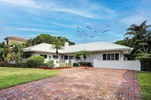 2325 Barcelona Dr, Fort Lauderdale, FL 33301 - Photo 4