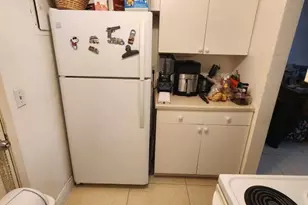 1801 NE 62nd St, Fort Lauderdale, FL 33308 - Photo 10