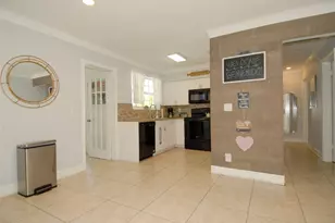 21 NE 57th Ct, Fort Lauderdale, FL 33334 - Photo 8