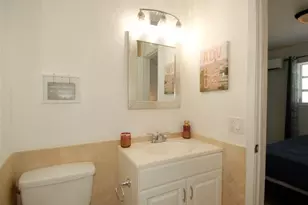 21 NE 57th Ct, Fort Lauderdale, FL 33334 - Photo 12