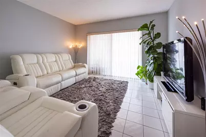 3850 Washington Street #710, Hollywood, FL 33021 - Photo 2