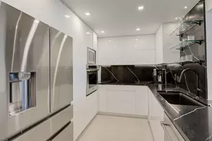 1 Las Olas Cir, Fort Lauderdale, FL 33316 - Photo 16